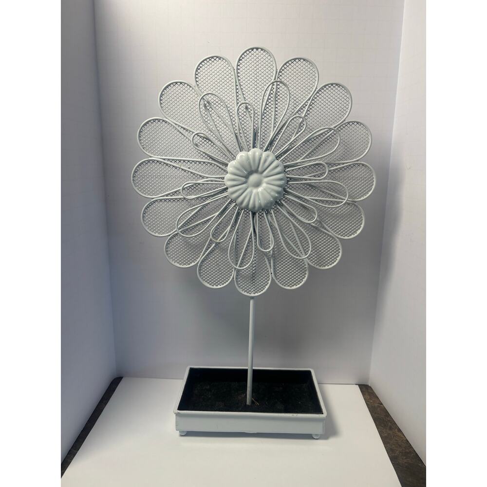 Vintage White Metal Daisy Jewelry Holder for Earrings, Bracelets and Necklaces